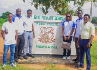 KloverHarris, Pacesetter in Human Capital Consultancy Gifts Students School Materials in CSR Initiative