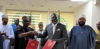 REA, ECOWAS Sign $700,000 Deal to Solar-Power 15 Health Centres and Schools